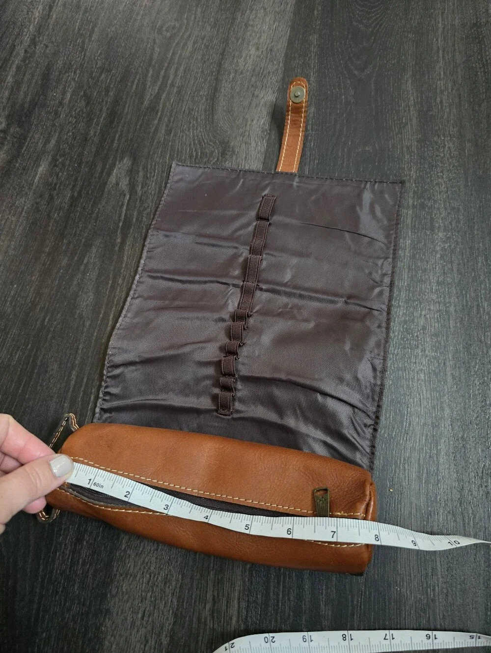 Tooled Leather Makeup Brush Roll Organizer Cognac Brown Barrel Zip Travel Case